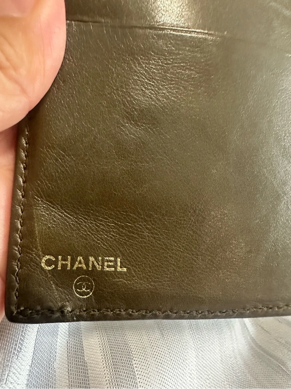 Chanel Vintage Olive Green Leather Wallet with Gold CC Logo